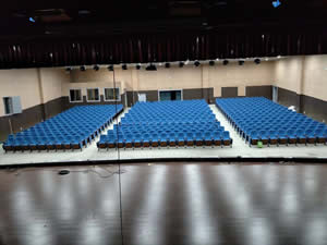 贛南師范大學(xué)音樂(lè)學(xué)院禮堂椅案例圖片